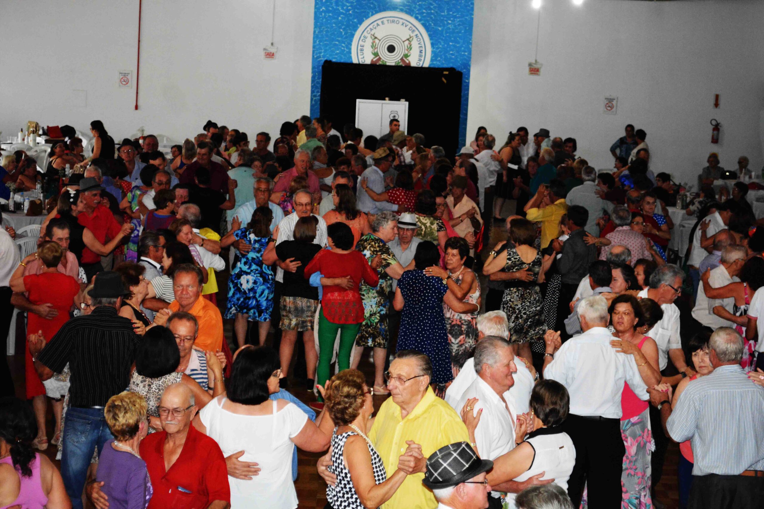 Clube da Melhor Idade da Show de Animação e Alegria no Clube do Caça em Taió