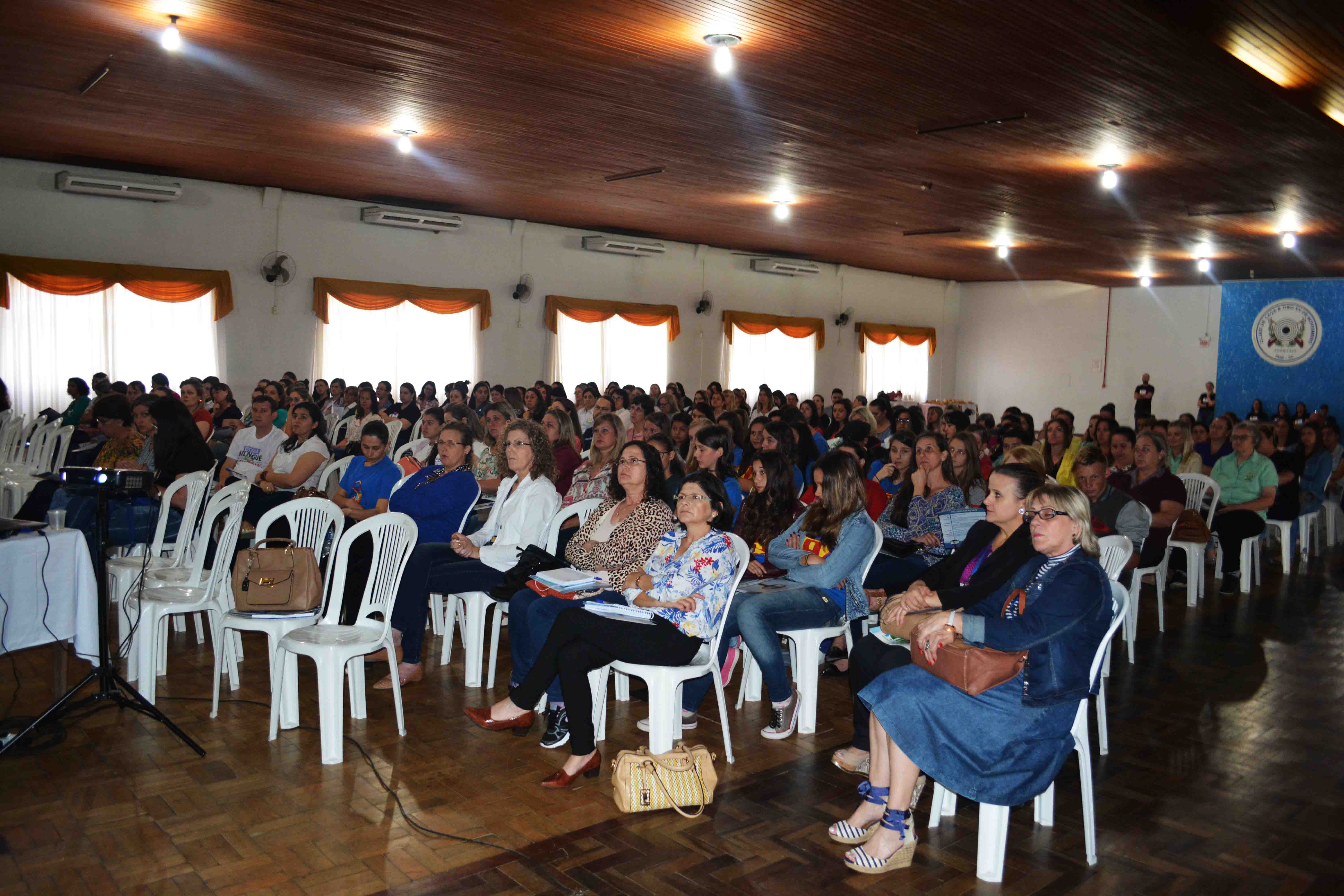 Seminário de prevenção a Deficiência é realizado em Taió