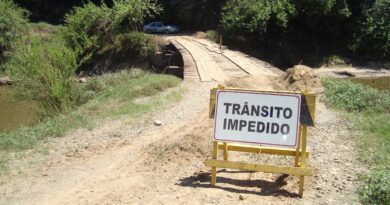 Ponte está totalmente interditada para veículos