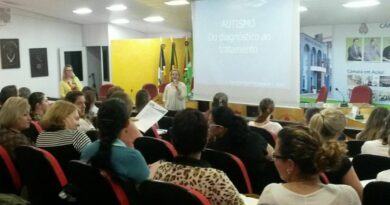 Palestra aos professores