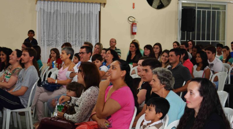 Gargalhadas, Espetáculos e claro, solidariedade