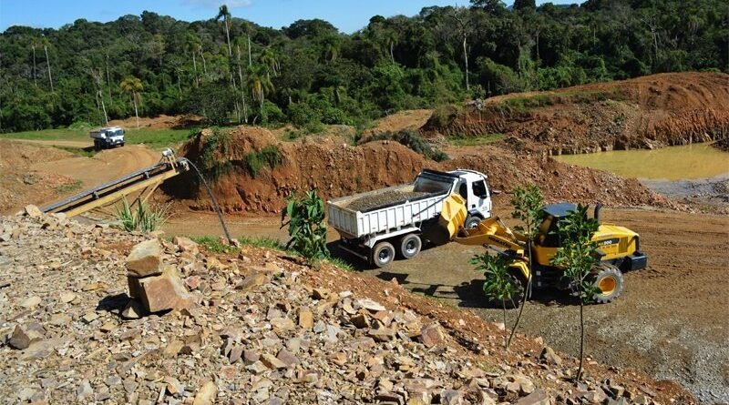 Melhorias em Ribeirão Otávio e Laranjeiras