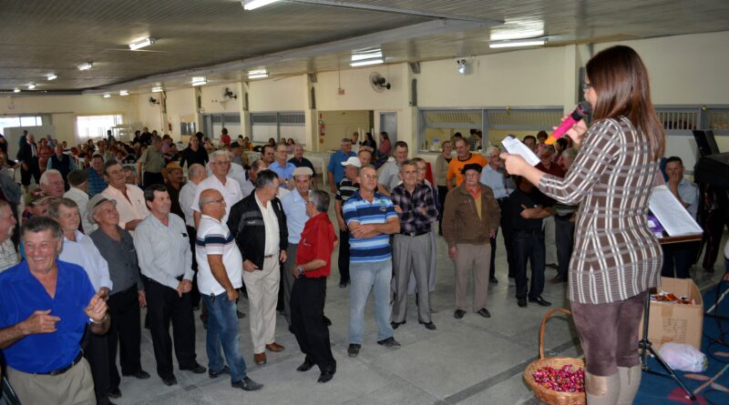 Homenagem Clube de Idosos Matriz